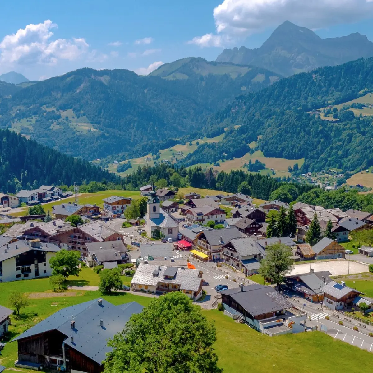 Notre Dame de Bellecombe village