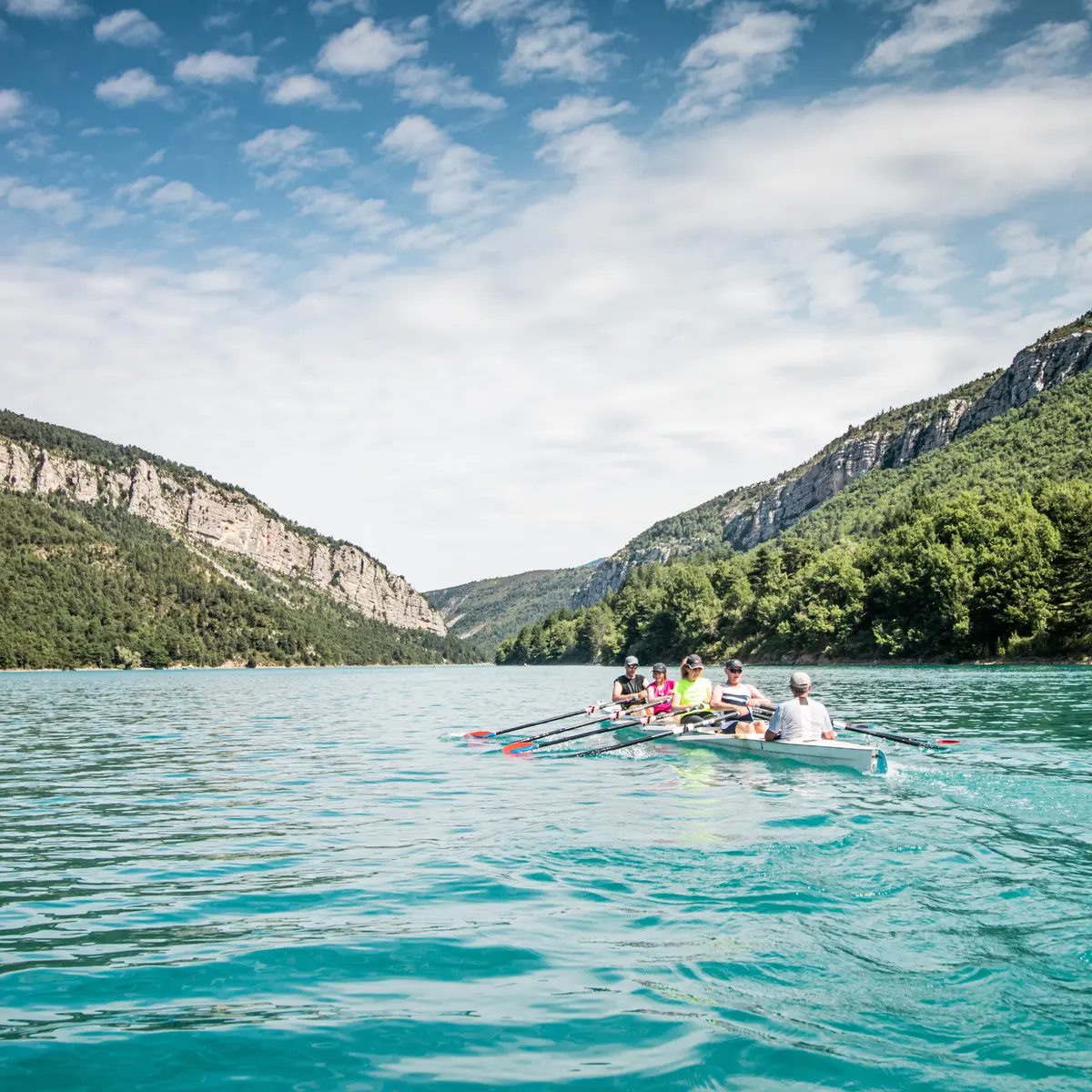 Aviron sur le lac de Castillon
