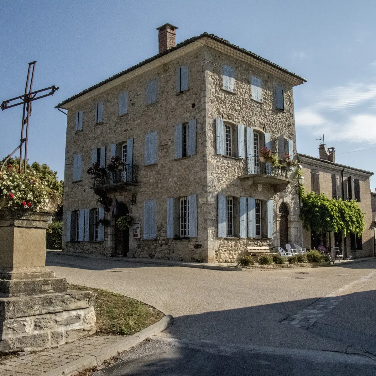 L'ancien Château des Hugues (actuelle Mairie)