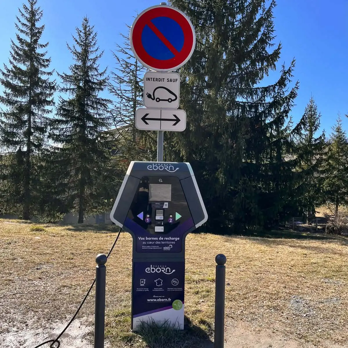 e-Borne recharge électrique Montclar