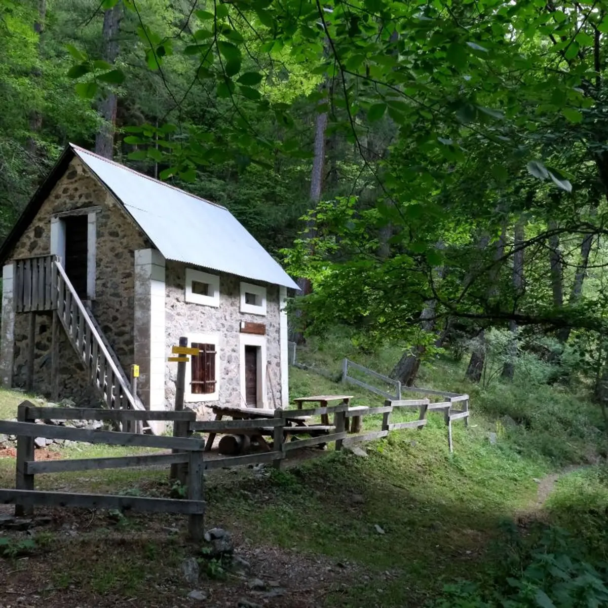 Cabane O.N.F. de Peyron Roux