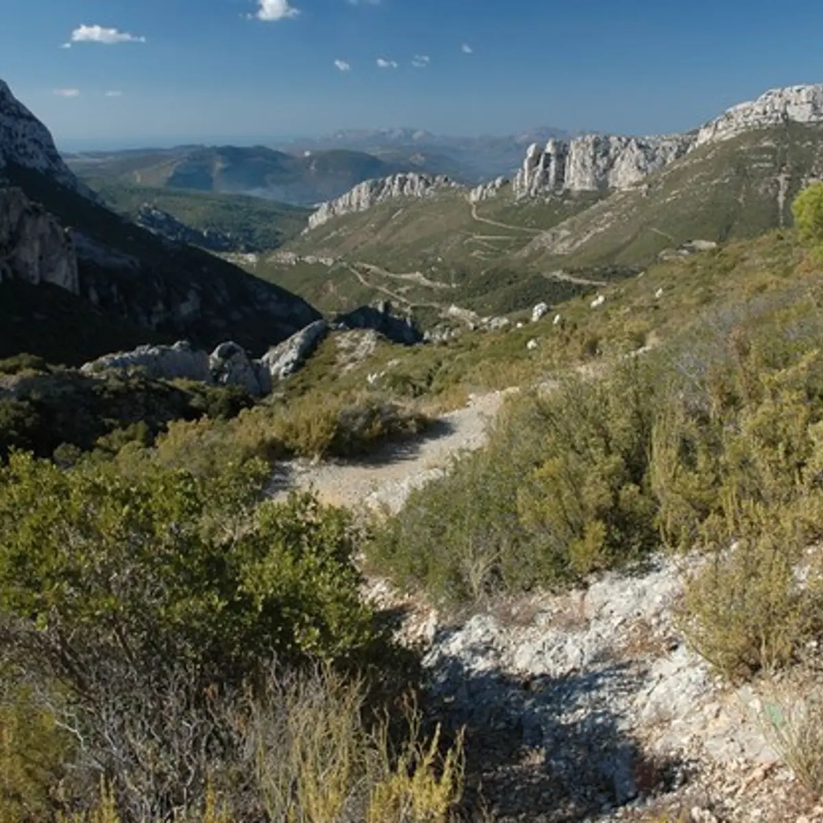 Le paysage aux alentours de la glacière