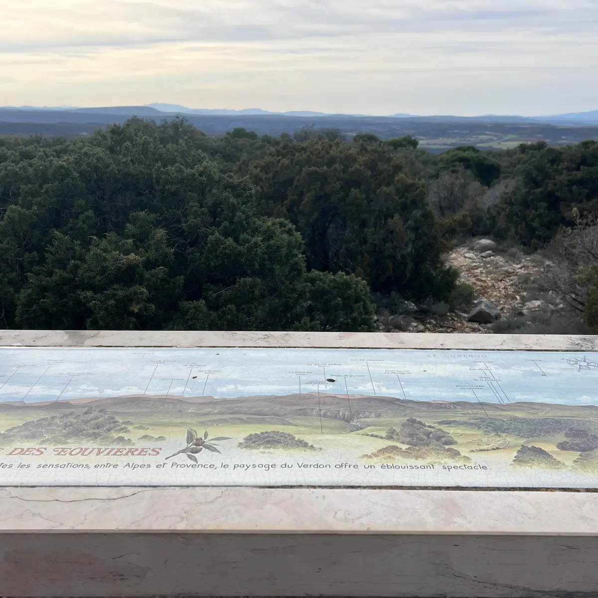Belvédère Domaine les Eouvières