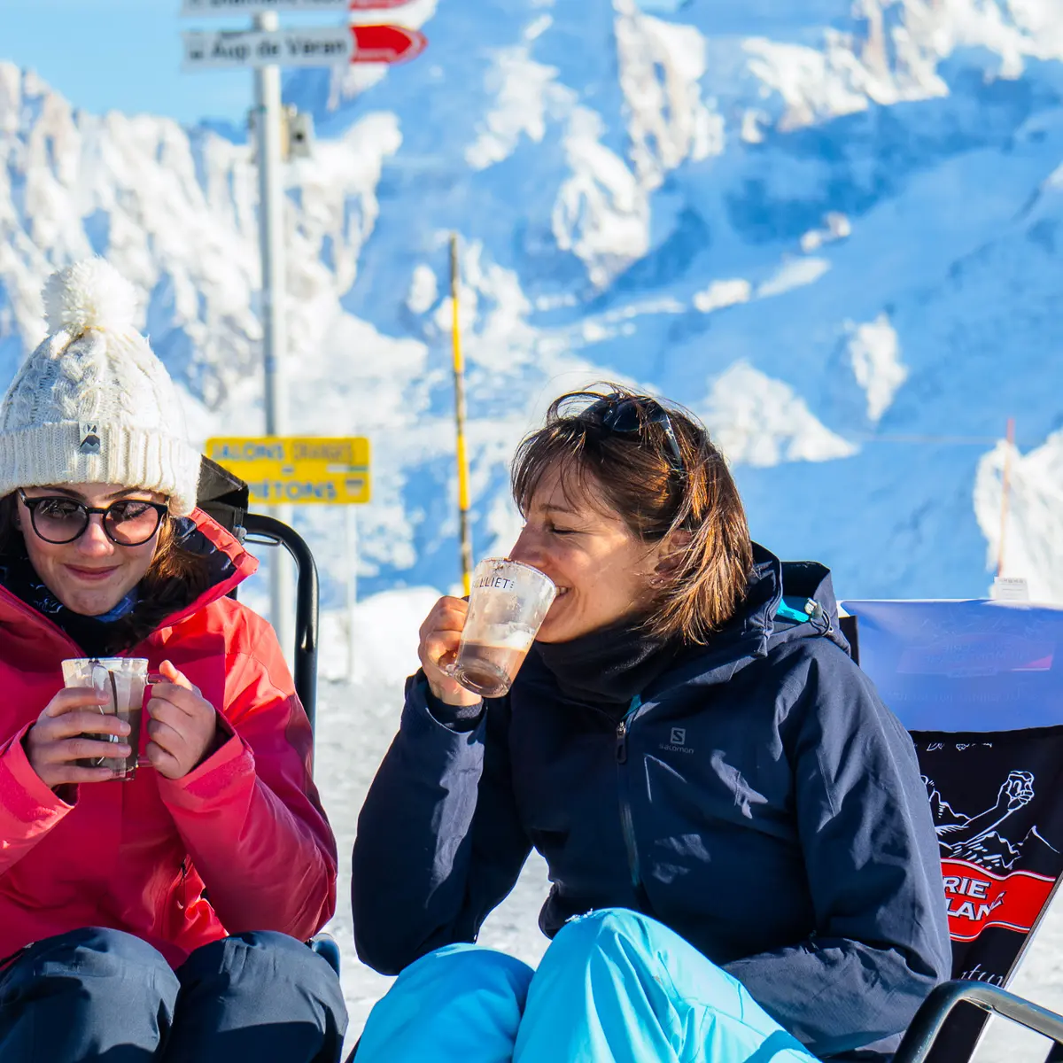 Transats avec vue sur le mont Blanc