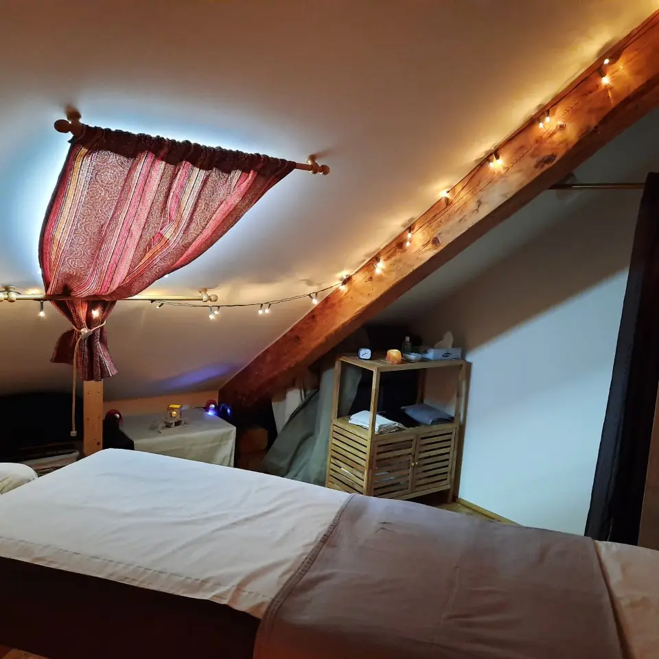 Maud Ginon - Masseuse et réfelxologueMaud Ginon - Masseuse et réflexologue