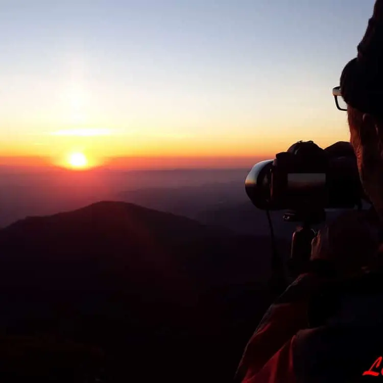 Raquette By Night et Aura Solaire