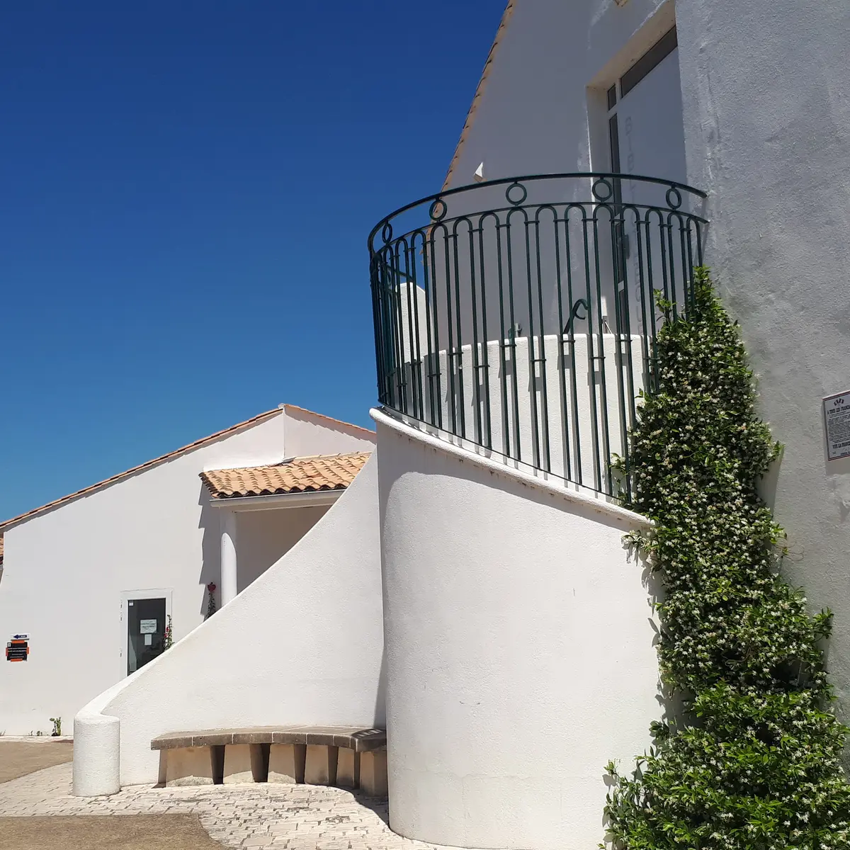 Escalier extérieur de la bibliothèque