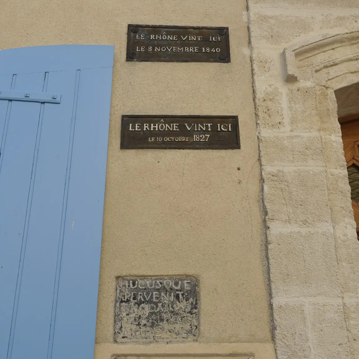 Hôtel de ville de Caderousse