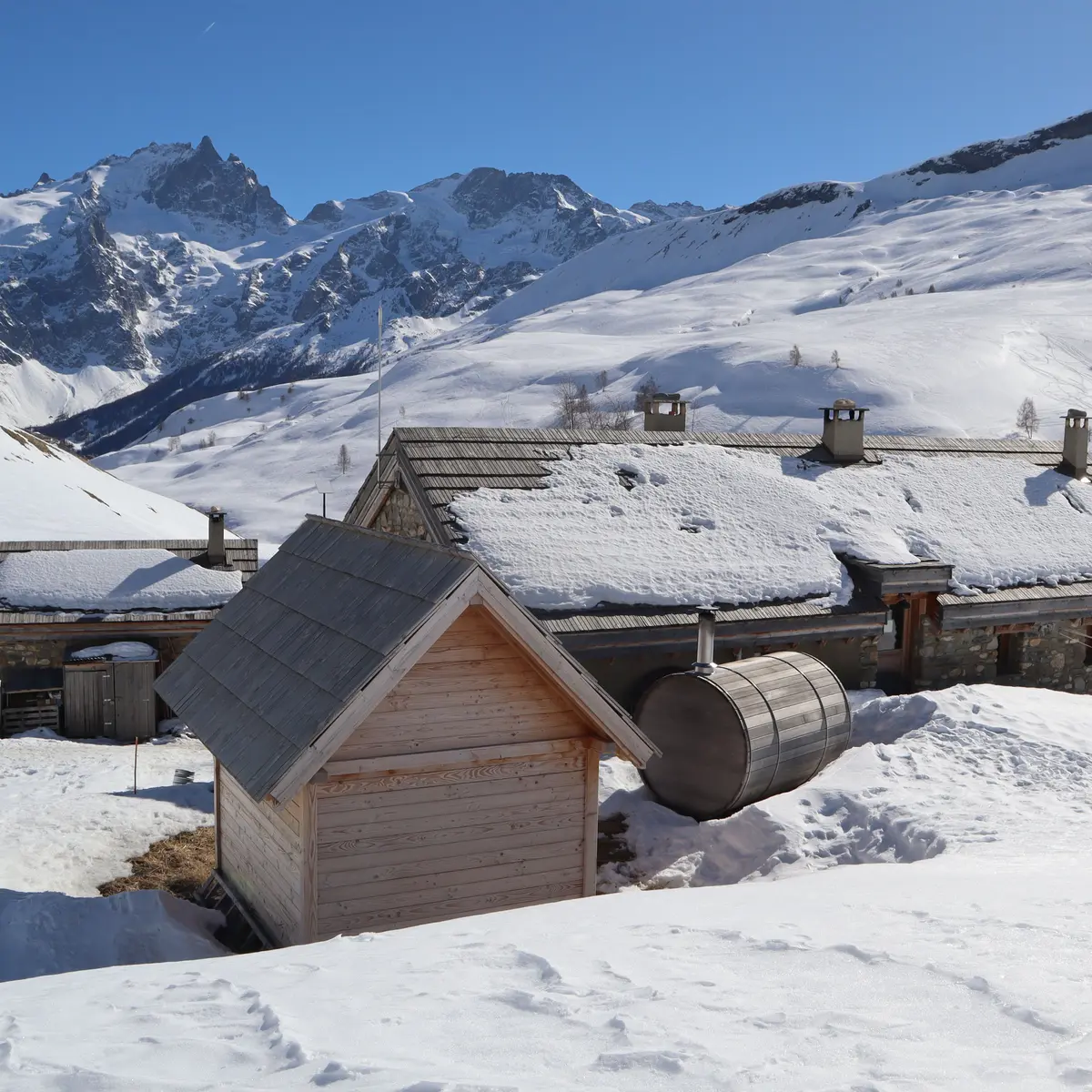 Refuge du Pic du Mas de la Grave