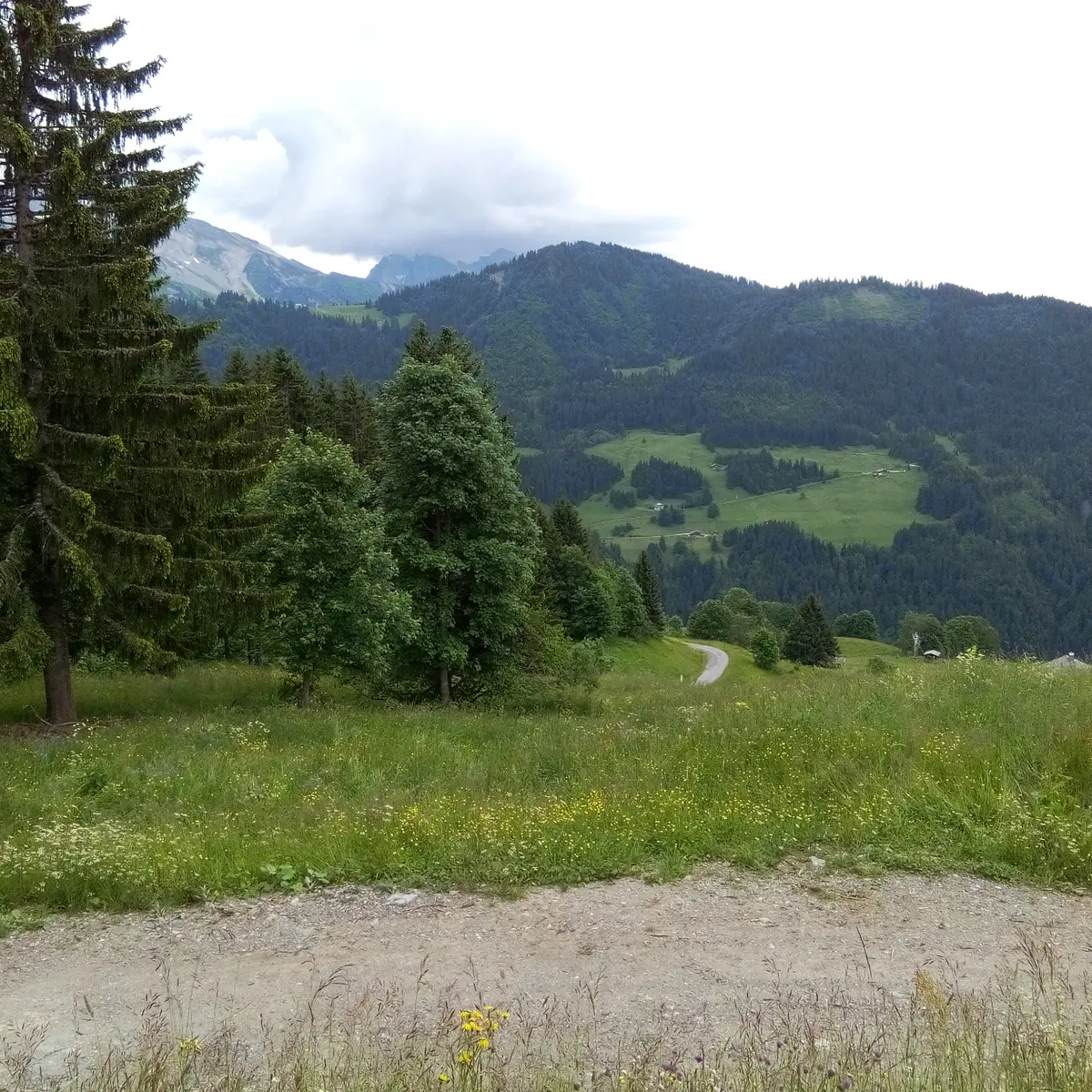 Tour du Roc des Arces