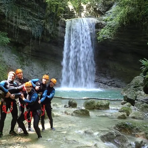 Canyoning dans les cascades de l'Ain
