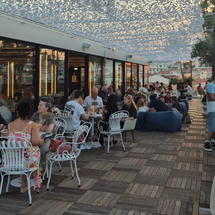 cirus-bar-à-cocktails-terrasse