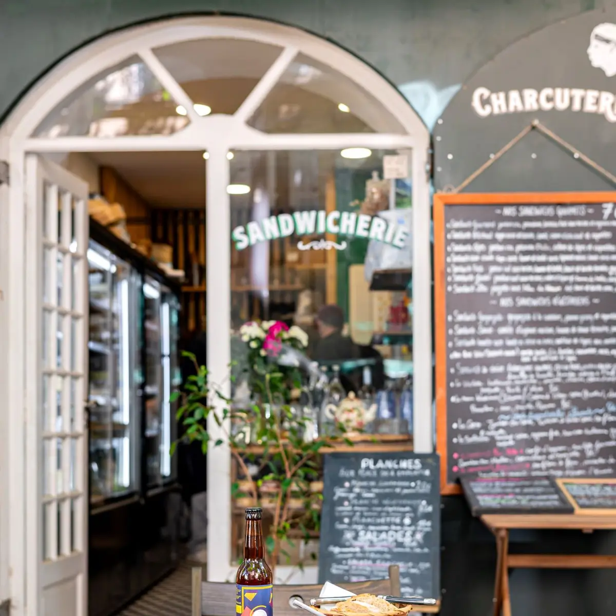 devanture et ardoise du commerce