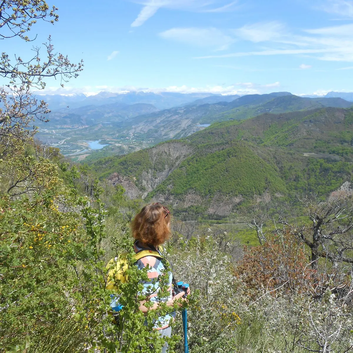 Très belle vue dégagée sur le territoire des hautes terres de Provence