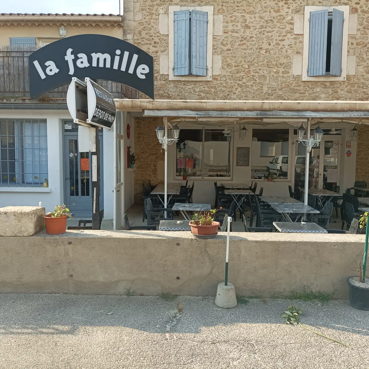 Bistrot de Pays LA FAMILLE_Travaillan