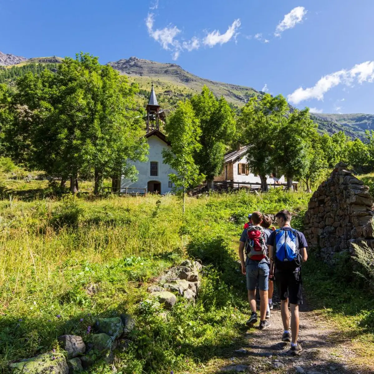 En arrivant au hameau de Dormillouse