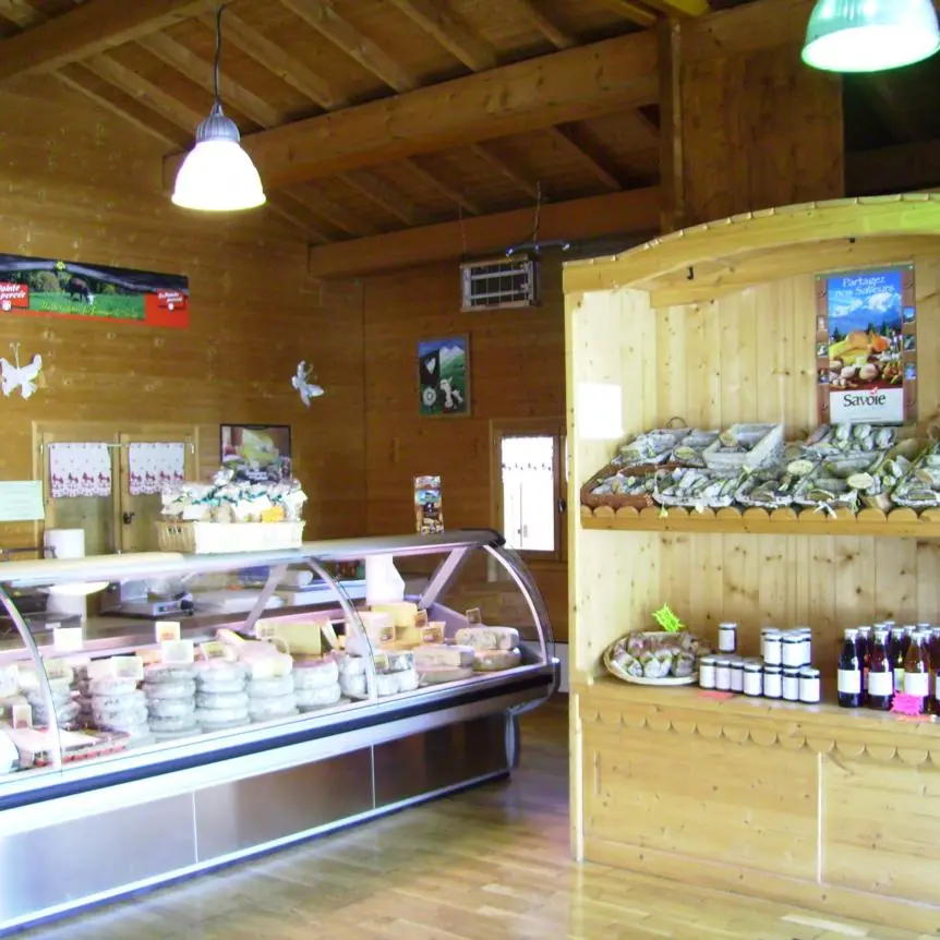 Magasin de vente de la Société laitière des Hauts de Savoie