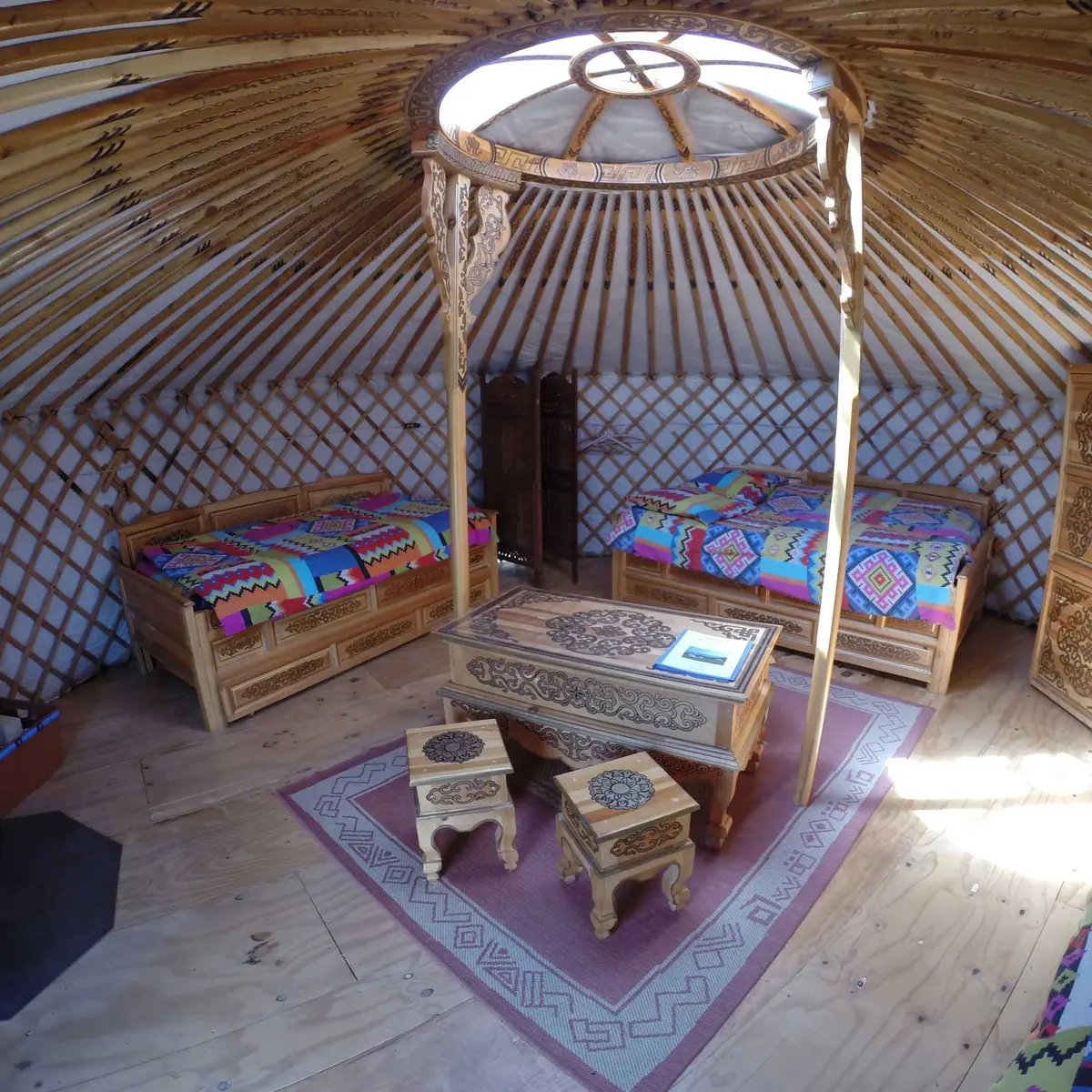 Intérieur de la yourte