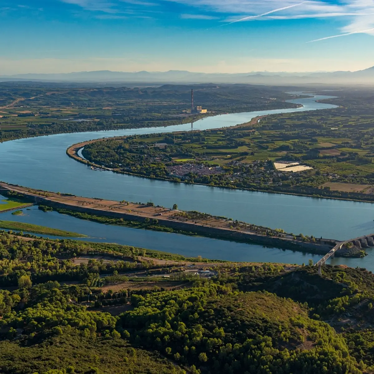 Confluence du Gardon et du Rhône