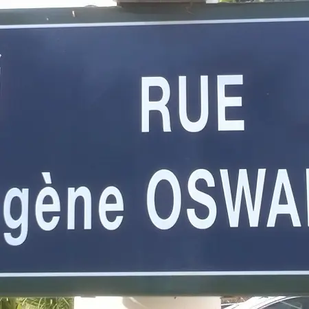 Plaque de la rue Eugène Oswald - © Souvenir Français