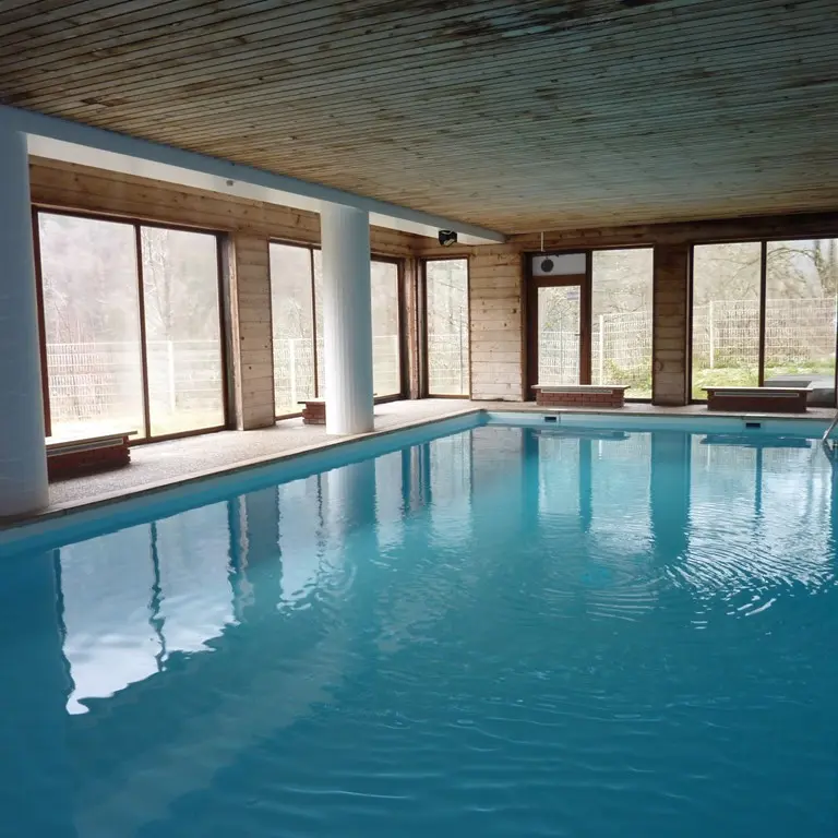 piscine intérieur