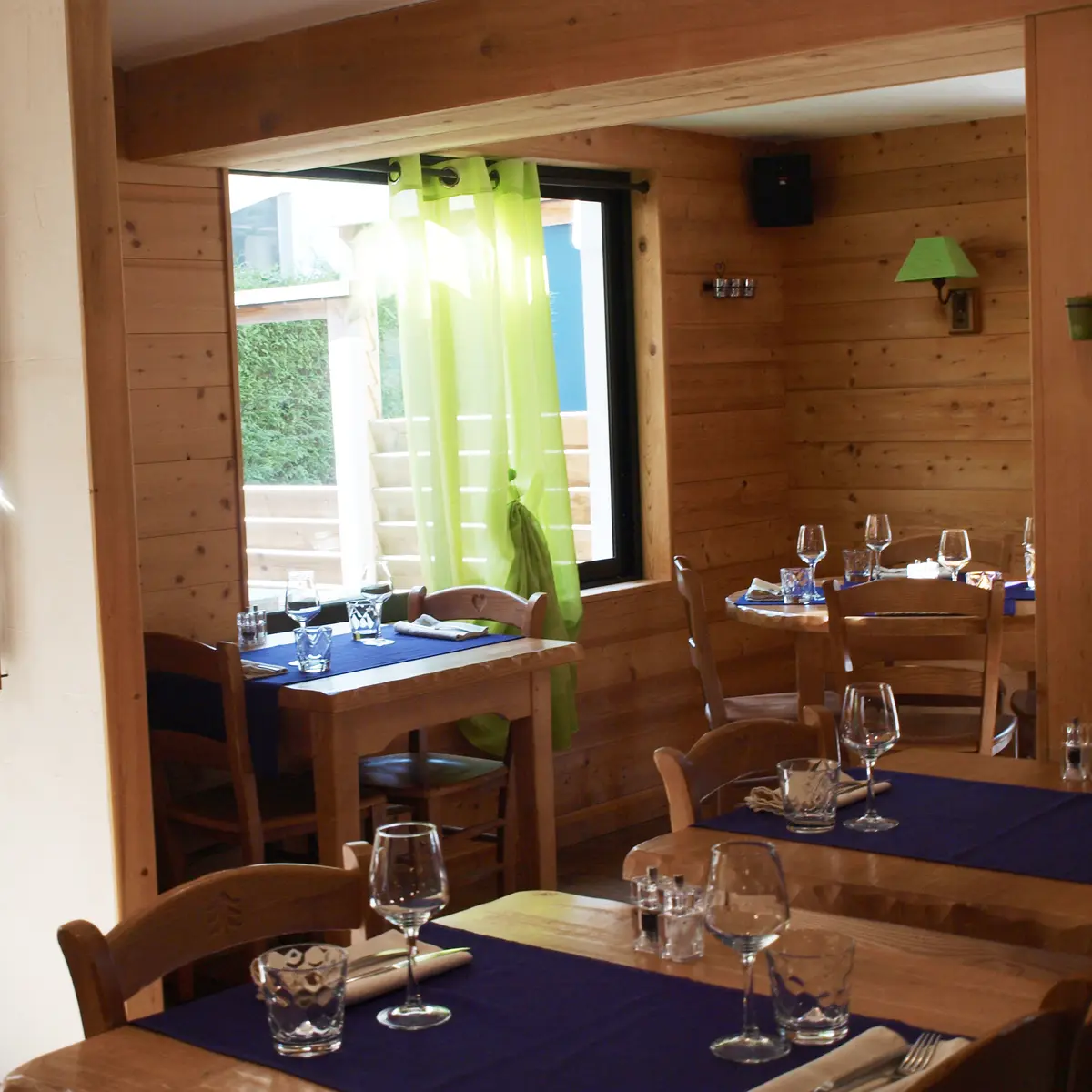 Intérieur restaurant - Kar'Pat'Ciao - Thônes - Vacances