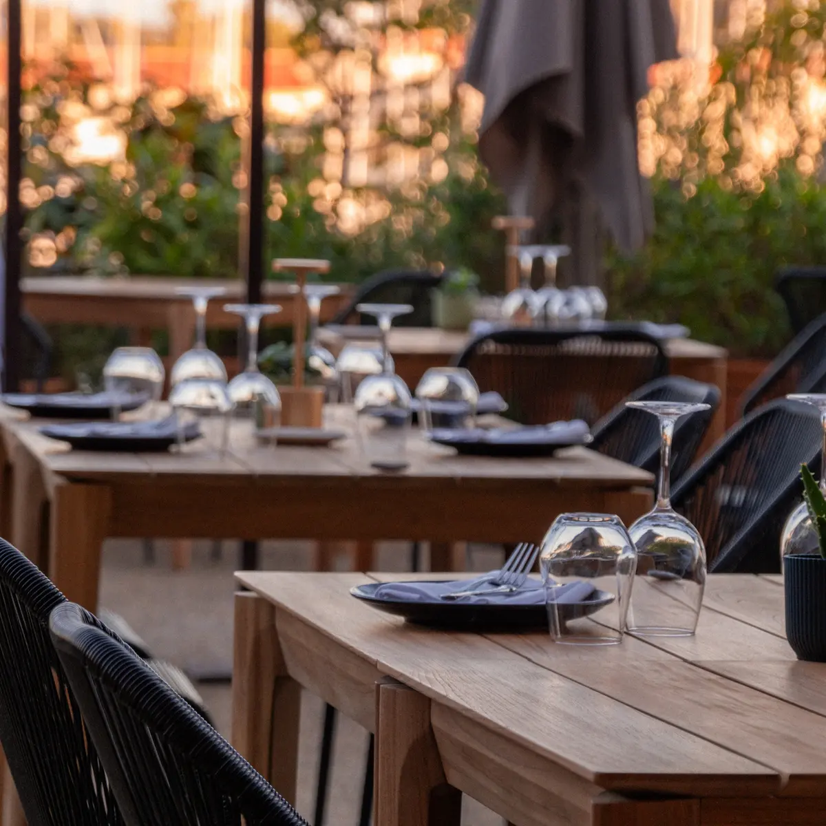 Dinner on the terrace at Les Jardins d'Hélios