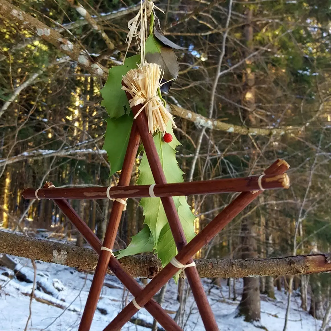 Décoration sur le sentier