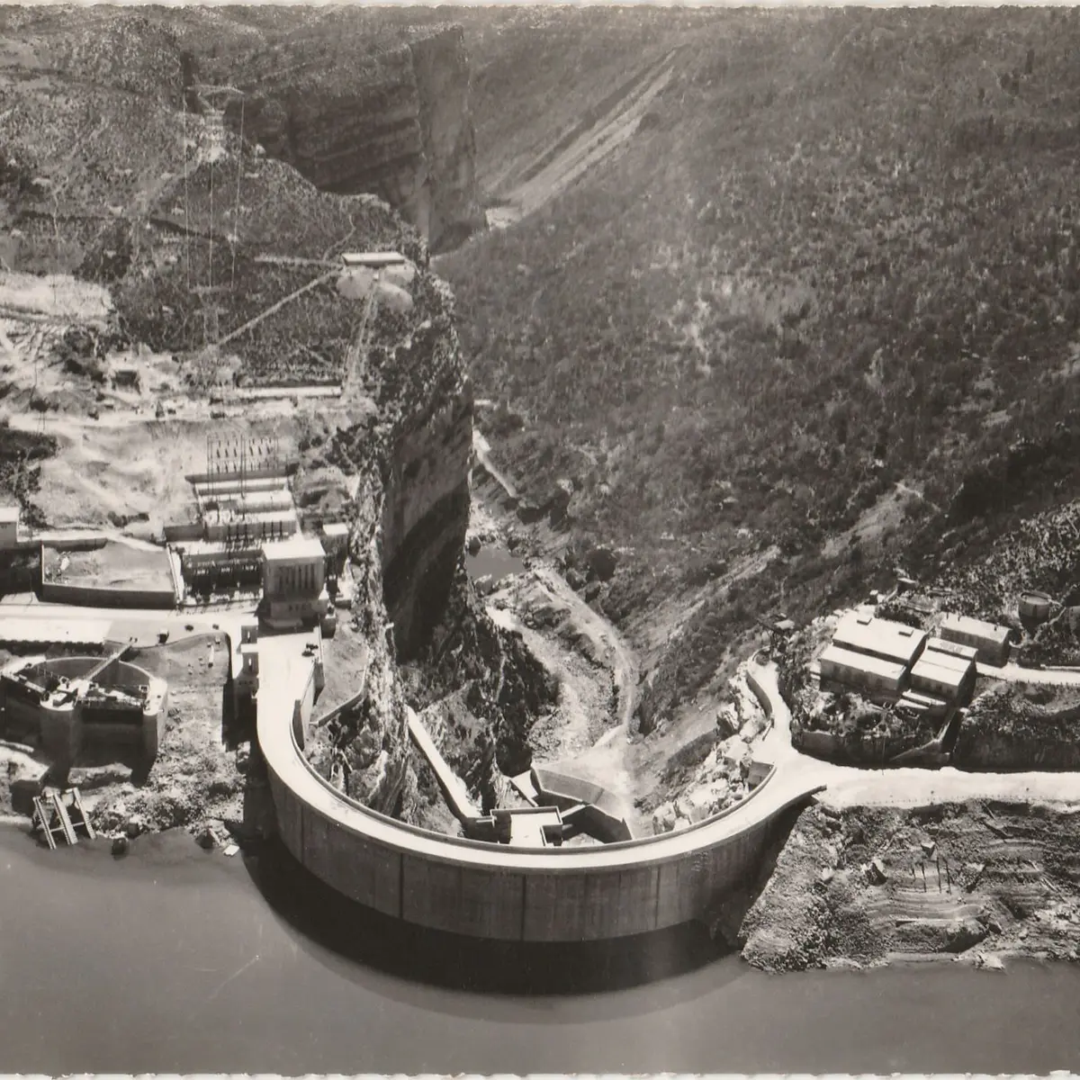 Barrage de Castillon