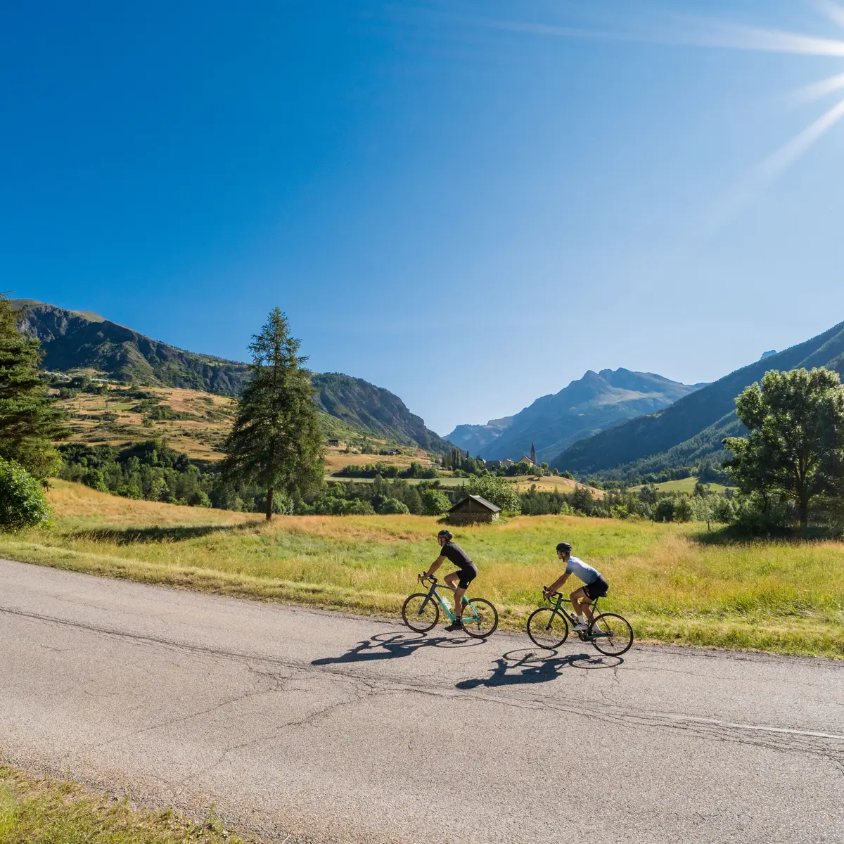 Ascension du col de Vars en vélo