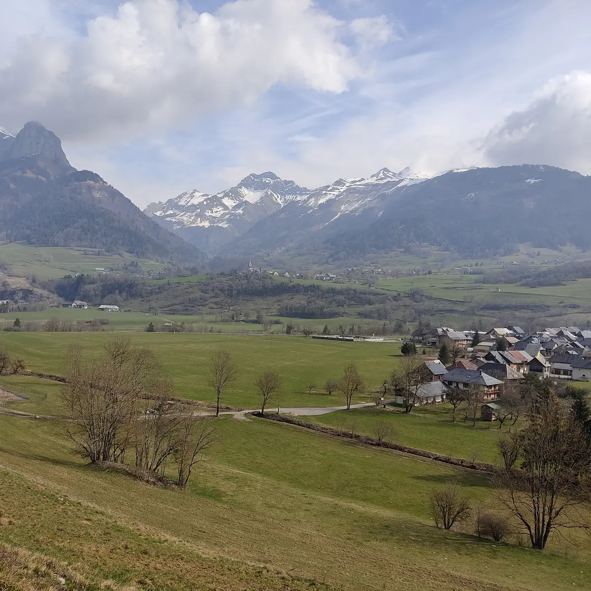 Ecole, dent de Pleuven et Arcalod