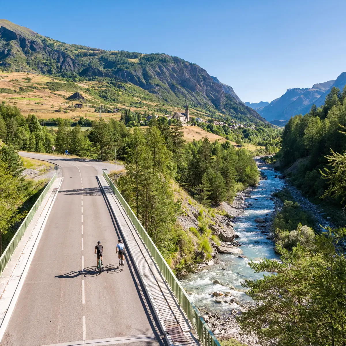 Ascension du col de Vars en vélo