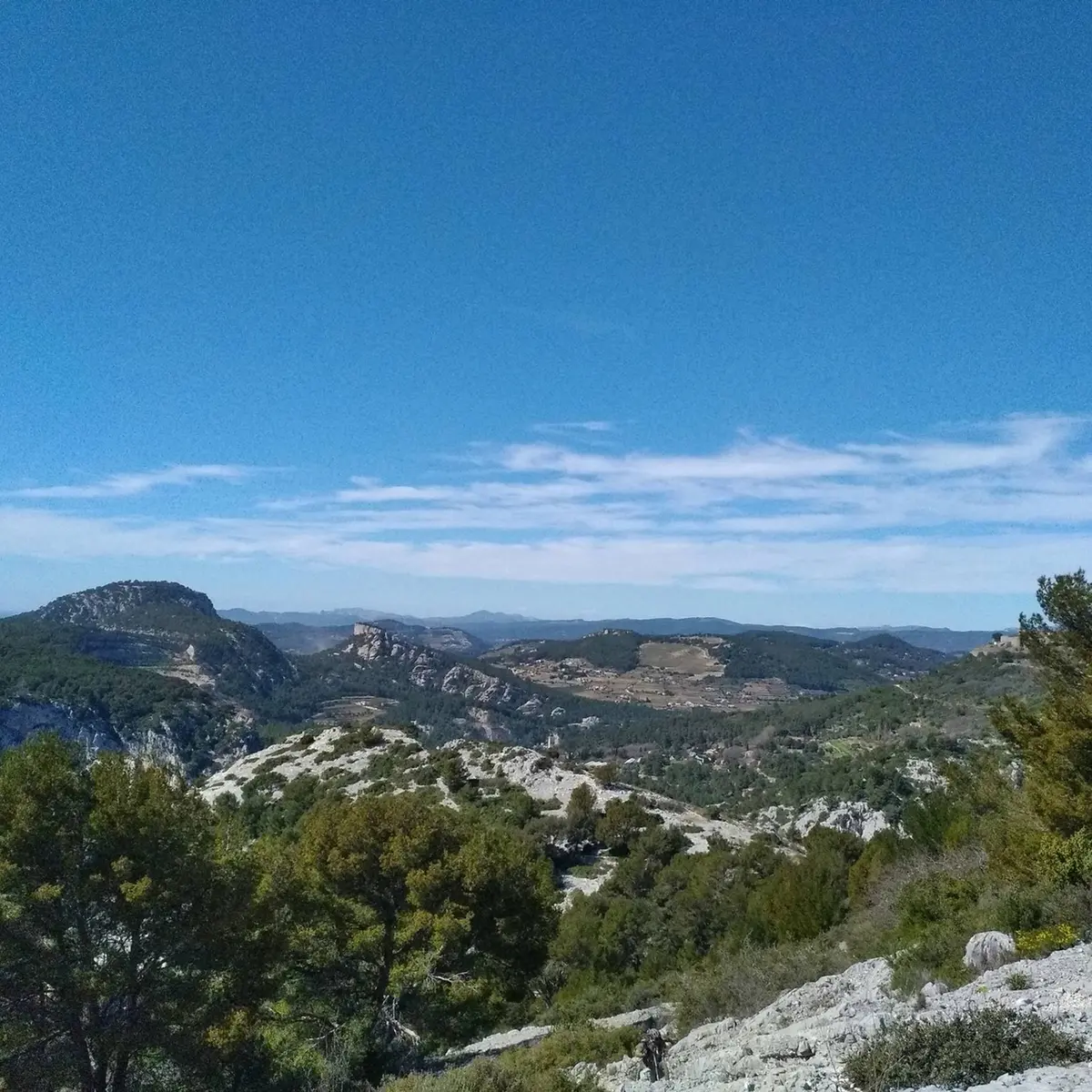 Panorama sur les collines aux alentours