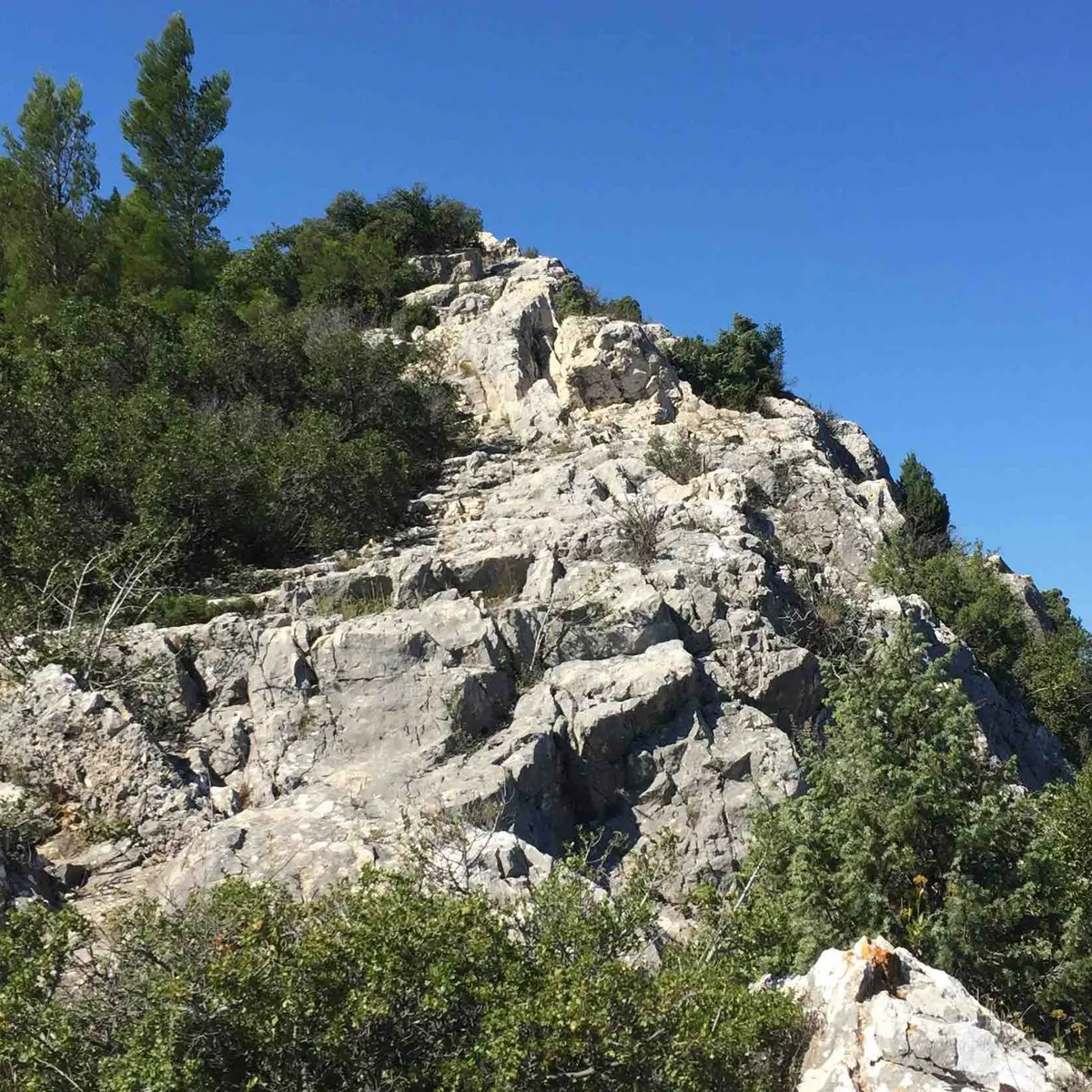 Passage en bord de falaise