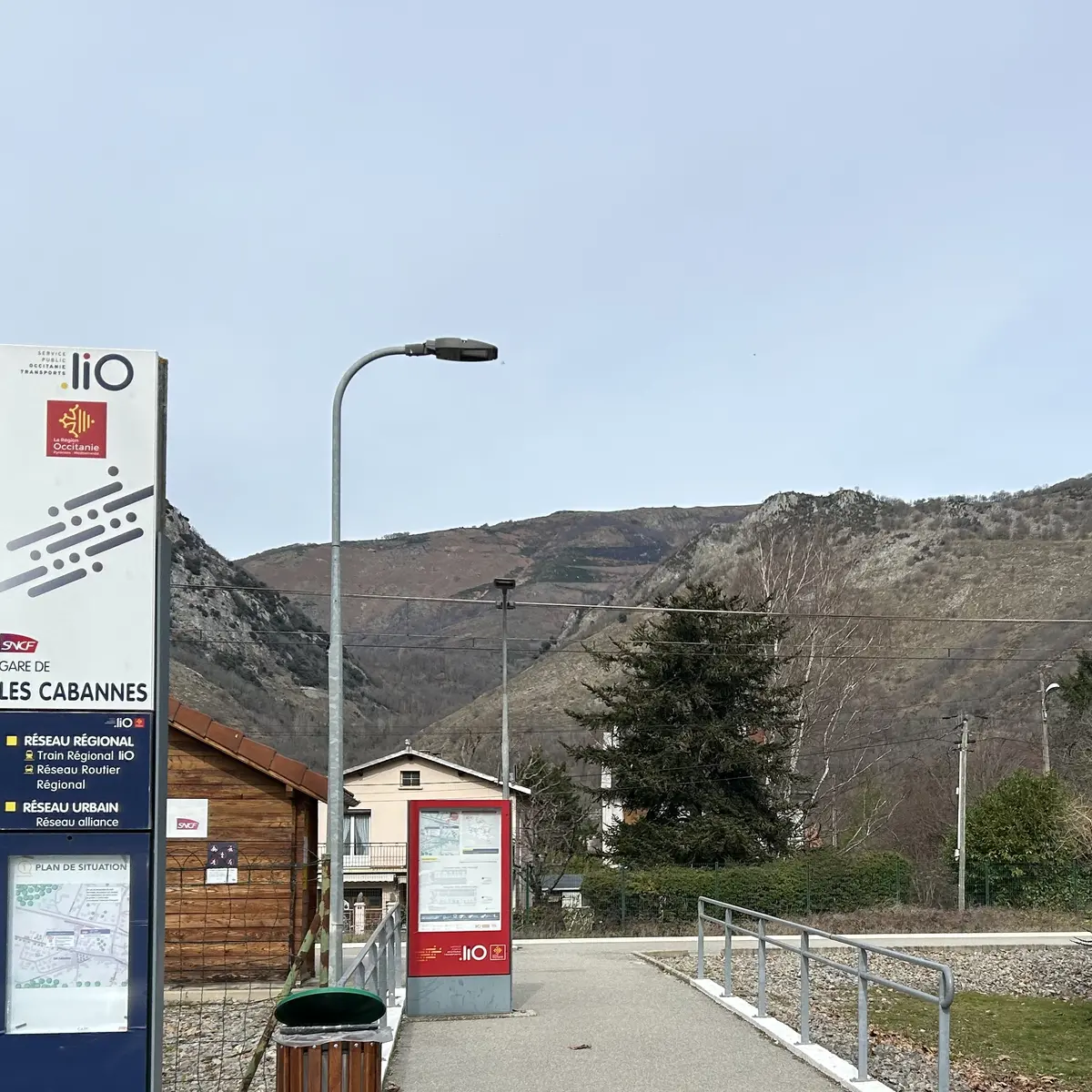 View of Les Cabannes station