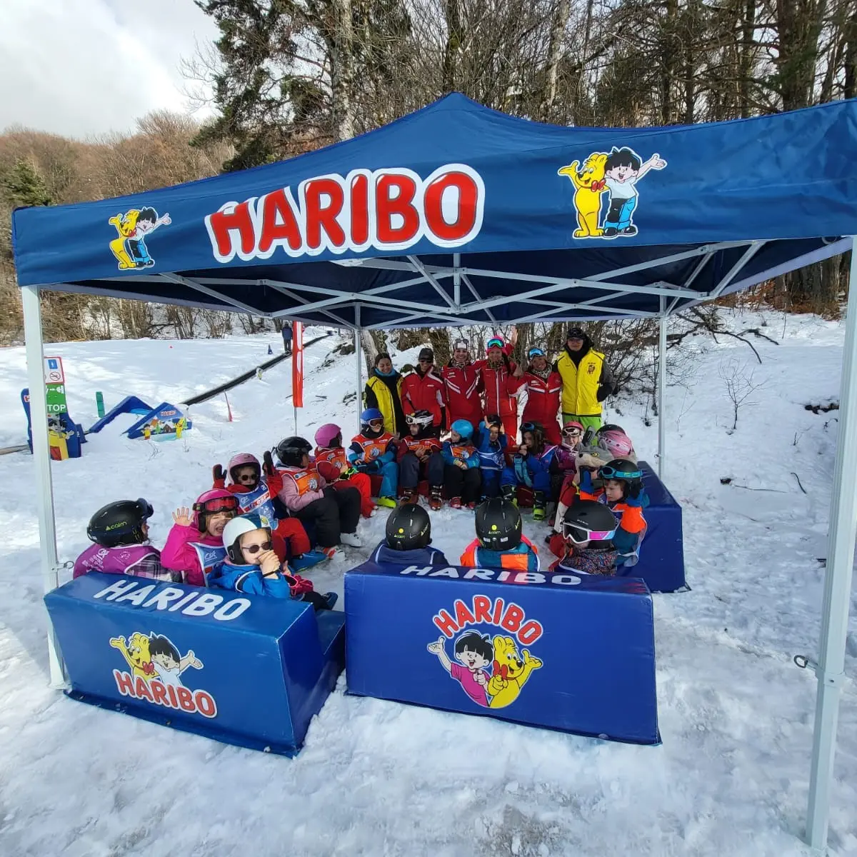 Chasse au trésor Haribo avec l'ESF à Montclar