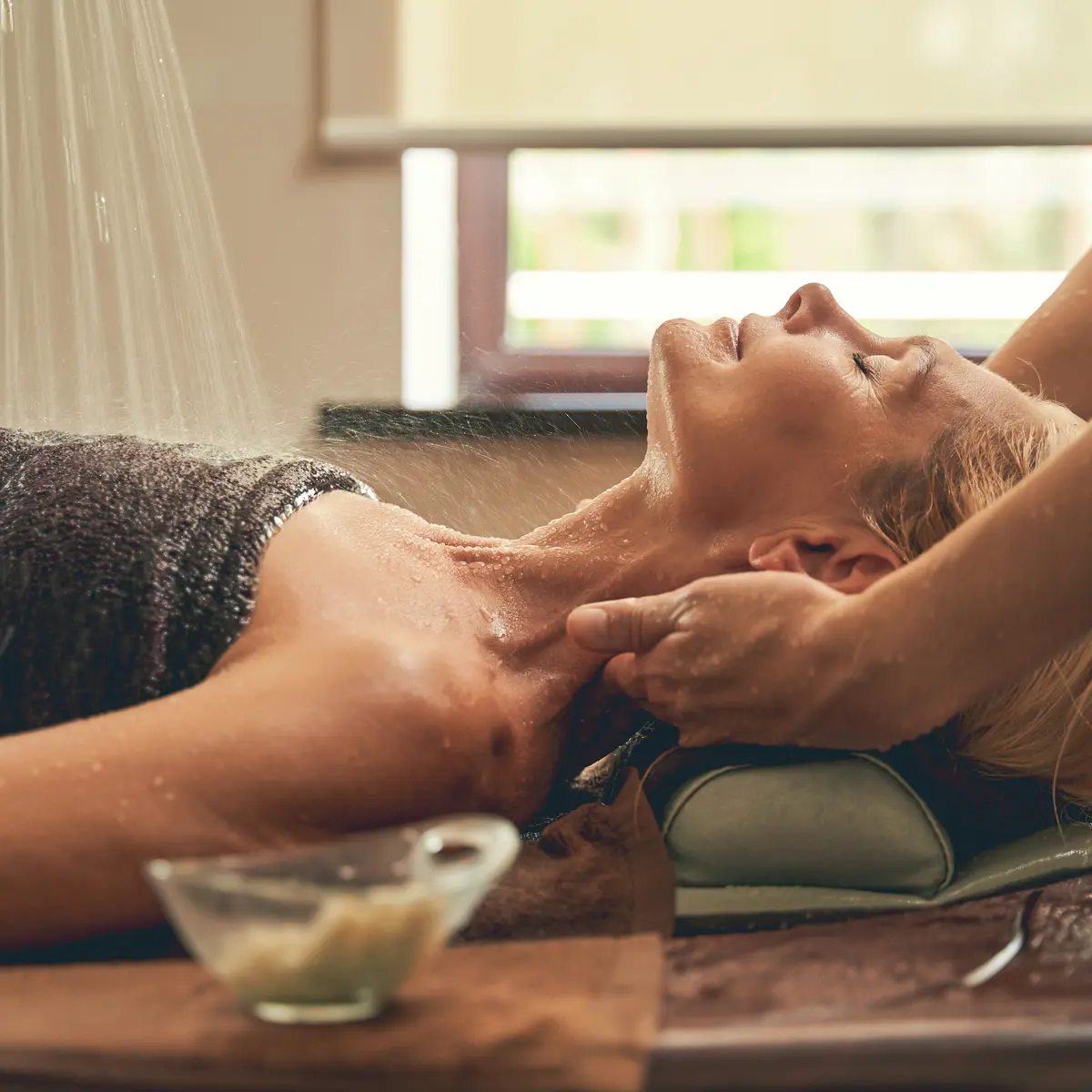 Massage sous pluie marine