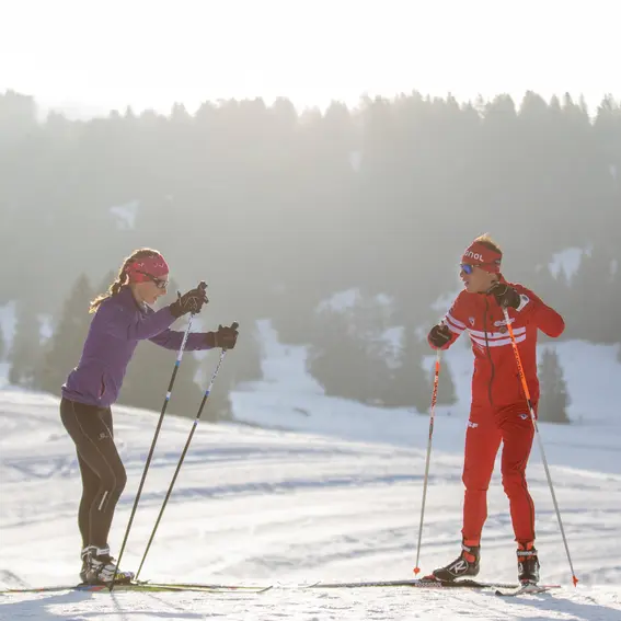 Cours de ski de fond avec l'ESF aux Plans d'Hotonnes