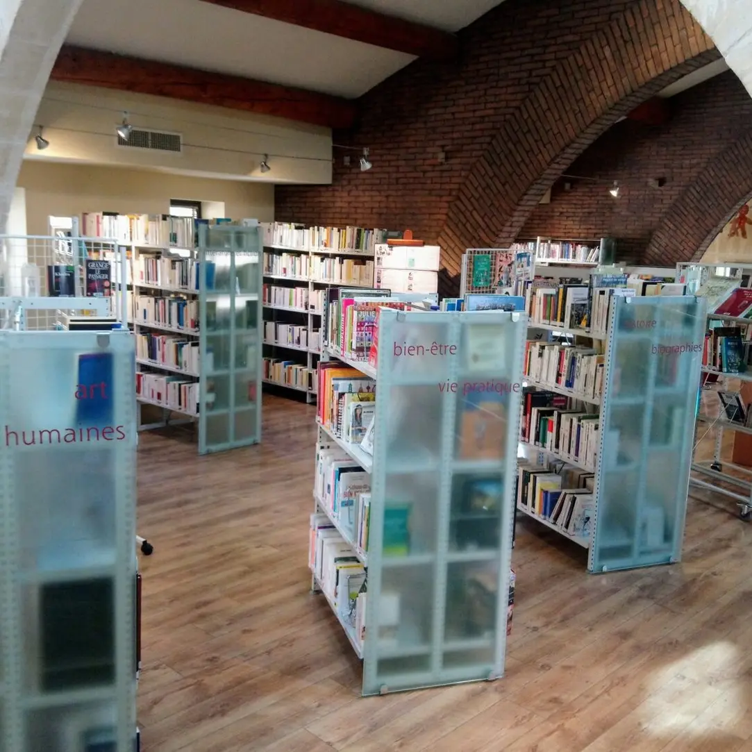 Médiathèque La Regalido_Mouriès_salle 1