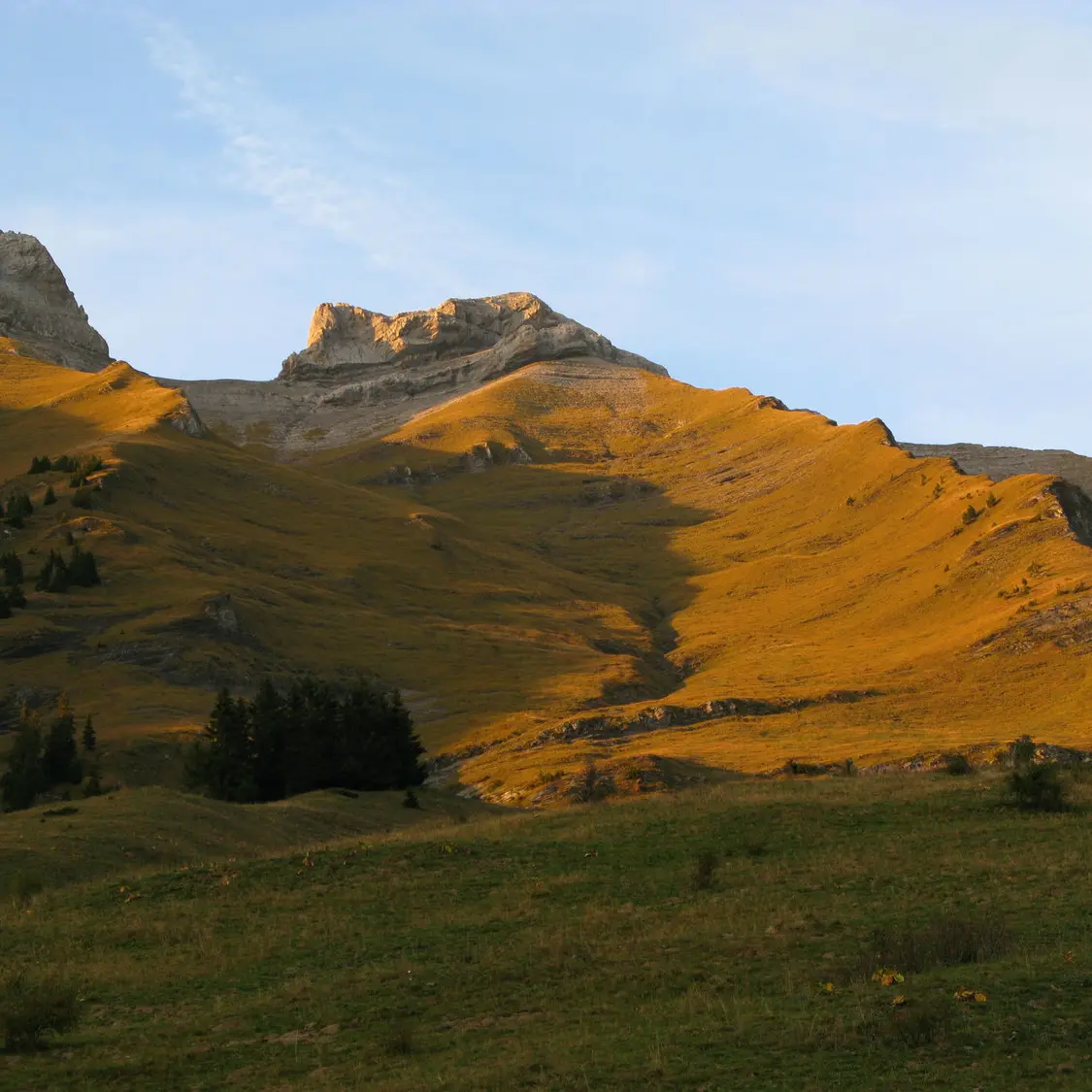 Porte des Aravis - Photo sous licence Creative Commons : https://creativecommons.org/licenses/by-nc-nd/3.0/deed.fr