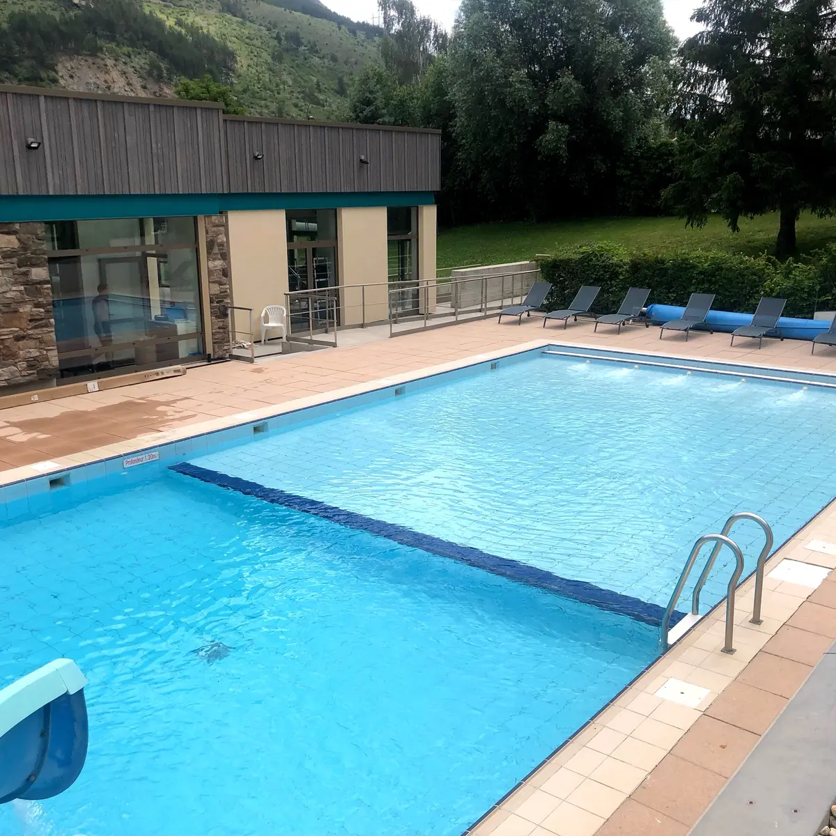 Bassin extérieur été