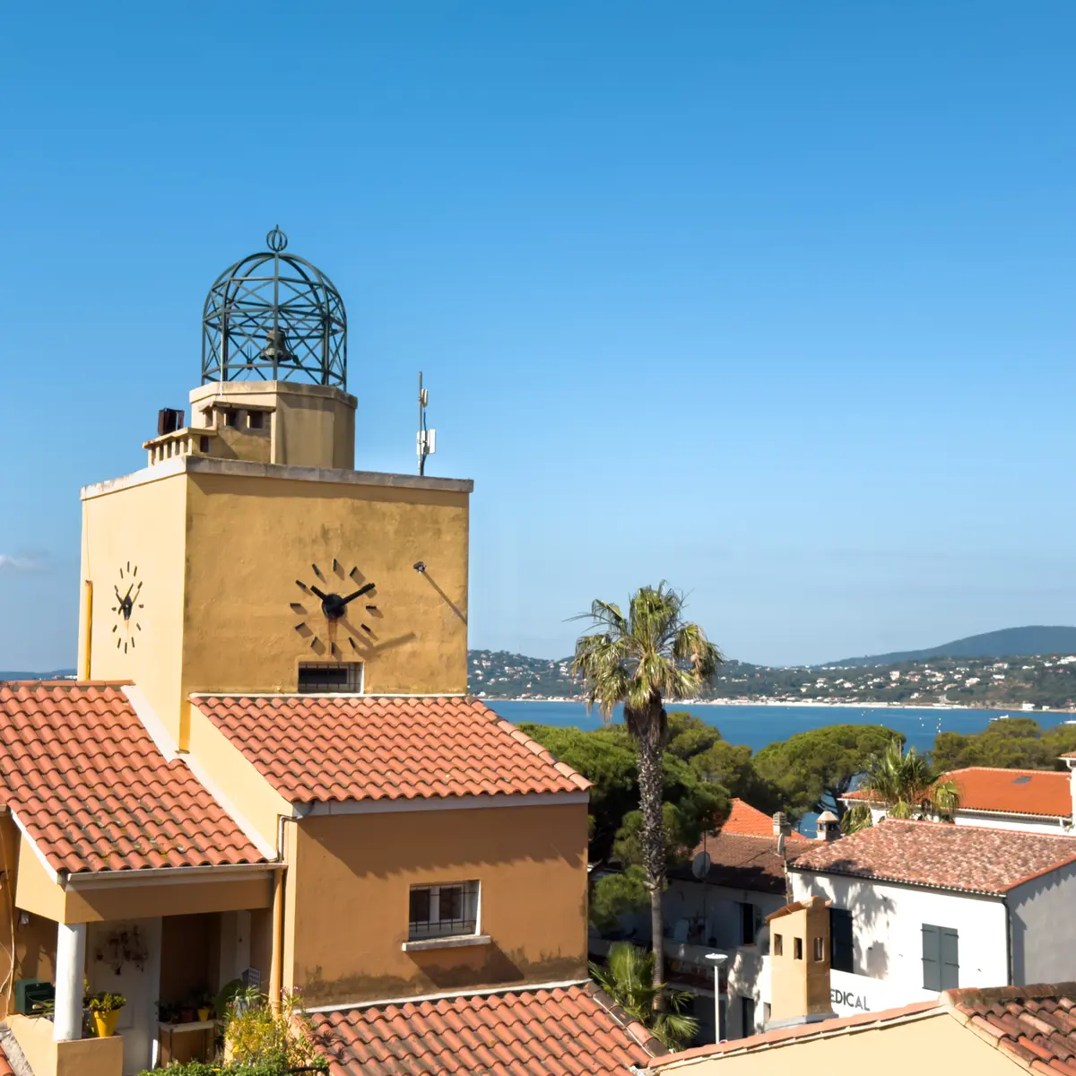 Place de San Peïre_Les Issambres (Roquebrune sur Argens)