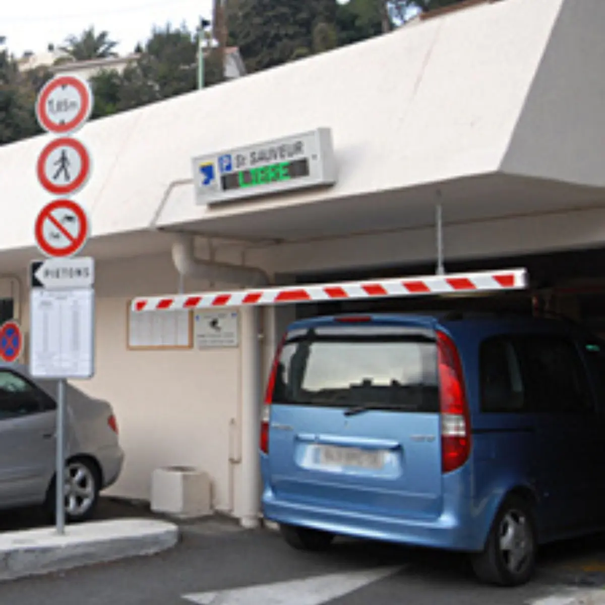 Parking Saint-Sauveur Le Cannet