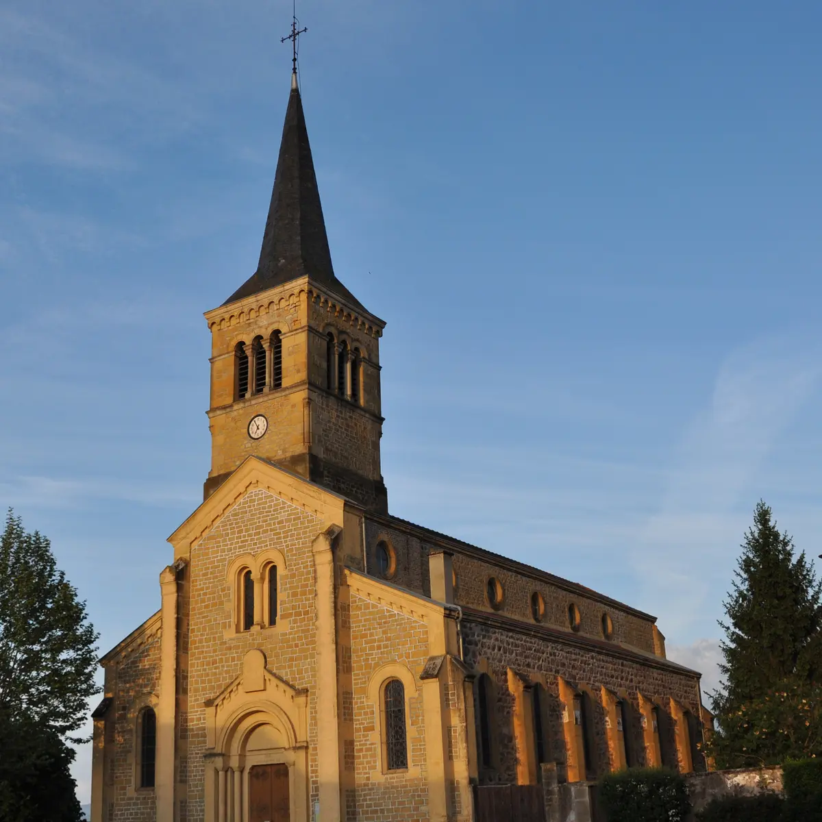 Eglise de Noailly
