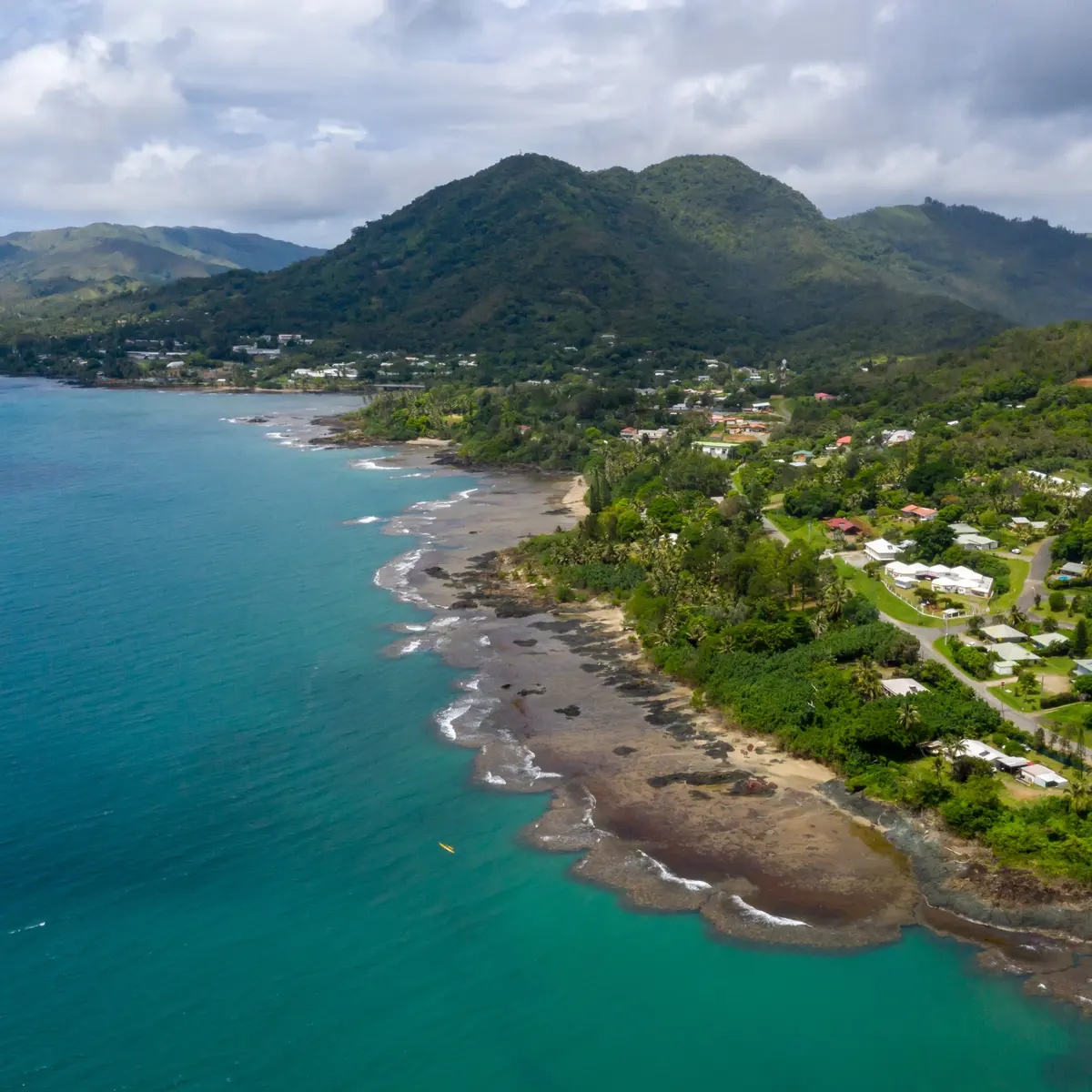 lagon, hôtel, Tieti, plage, montagne, poindimié
