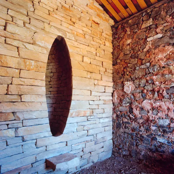 Andy Goldsworthy, Refuge d’Art – Chapelle Sainte-Madeleine 2002, Collection musée Gassendi