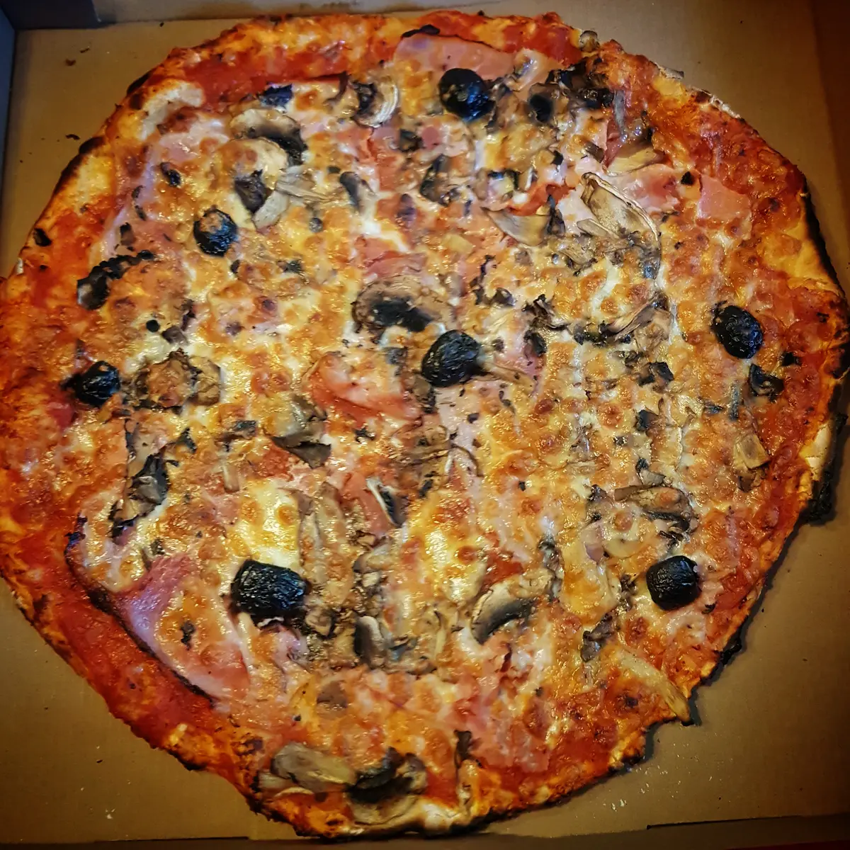 Pizzas à emporter - Le pain de la cascade
