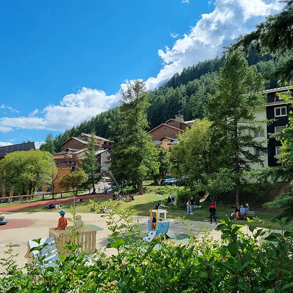 aire de jeux Val d'Allos la Foux