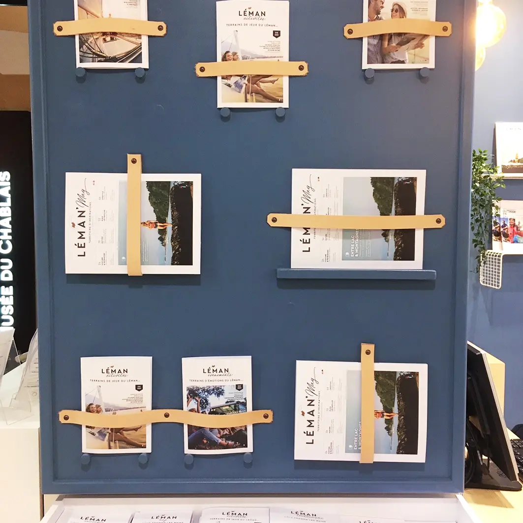 Présentoir brochures office de tourisme de Thonon