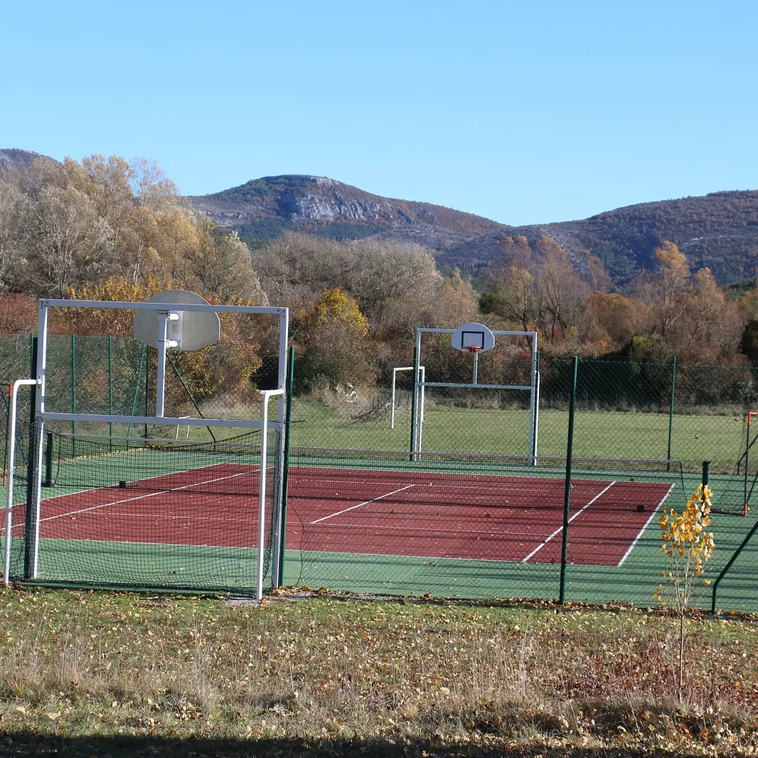 Tennis court